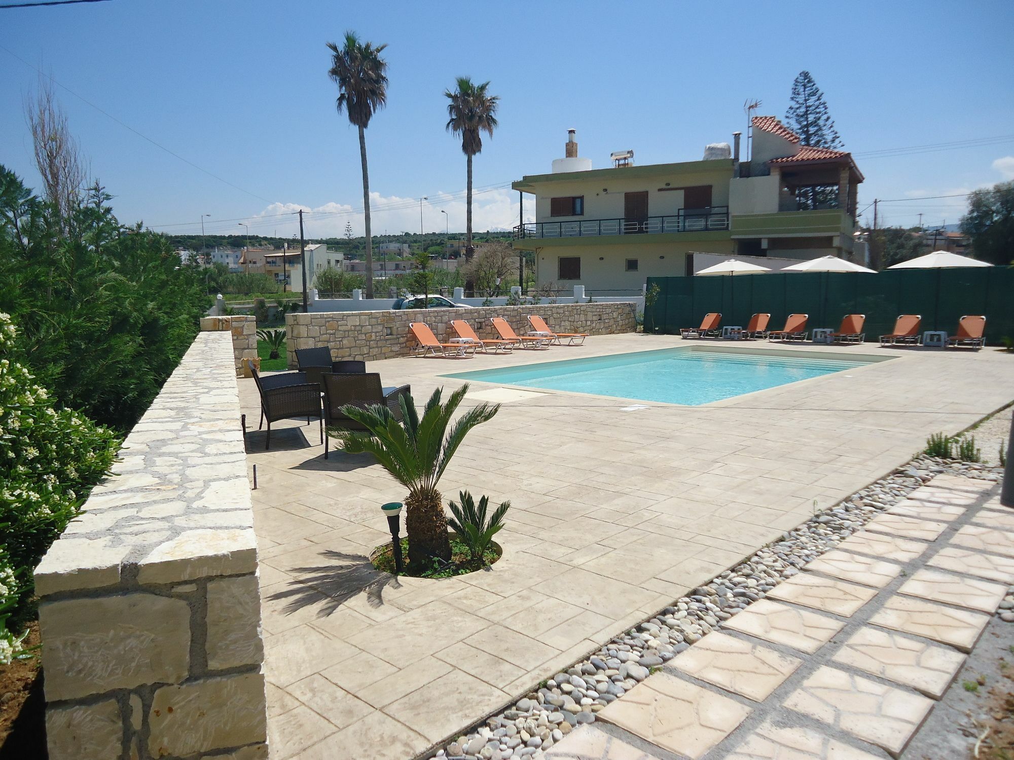 Almyra Apartments & Suites Sfáka Zewnętrze zdjęcie